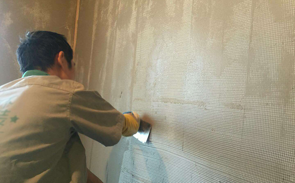 内墙刮腻子每平方需要多少公斤?